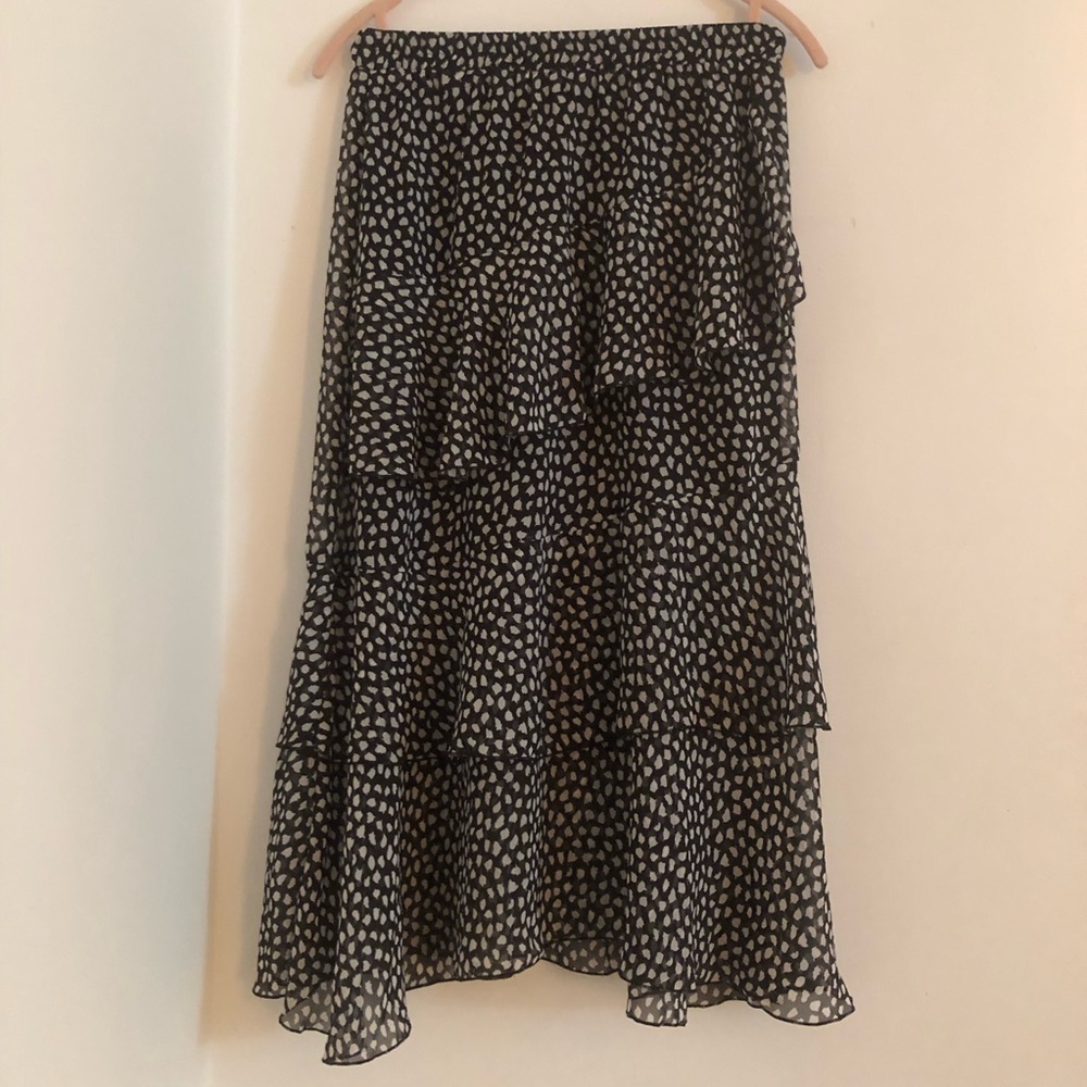Shein Elegant Black and White Tiered Skirt With Perfect Inner Lining